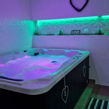 Apartament Le Reve Sauna Ecran Cinema