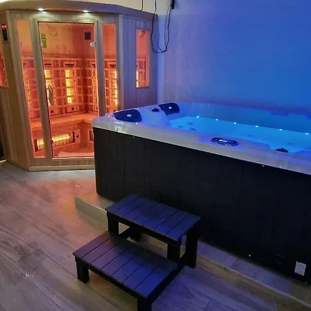 Le Reve Sauna Ecran Cinema Apartament